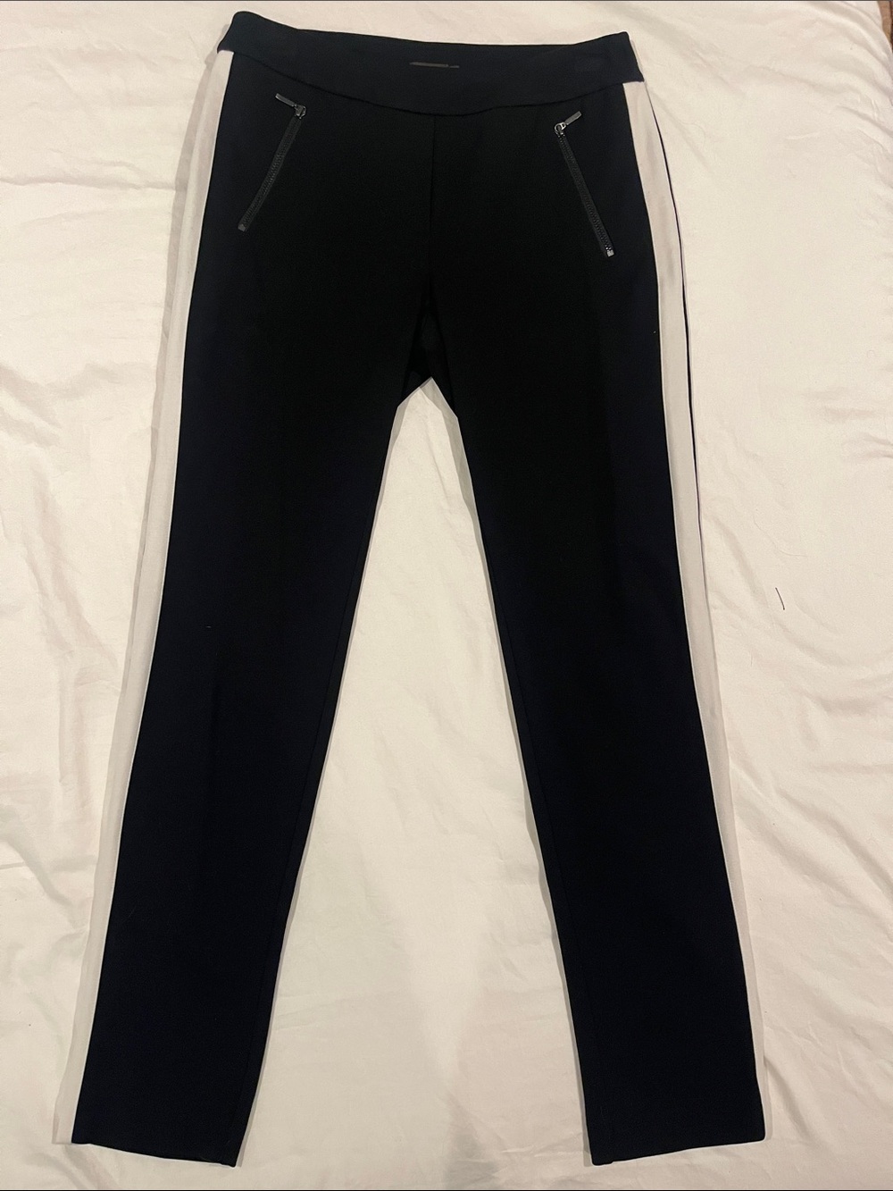 J. McLaughlin Black Trousers with Brown Logo Tab